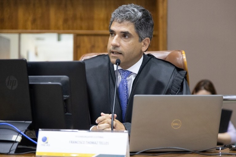 Des. Eleitoral Francisco Thomaz Telles Des. Eleitoral Francisco Thomaz Telles