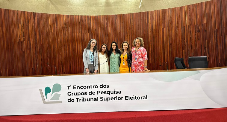 Encontro grupo de pesquisas Encontro grupo de pesquisas