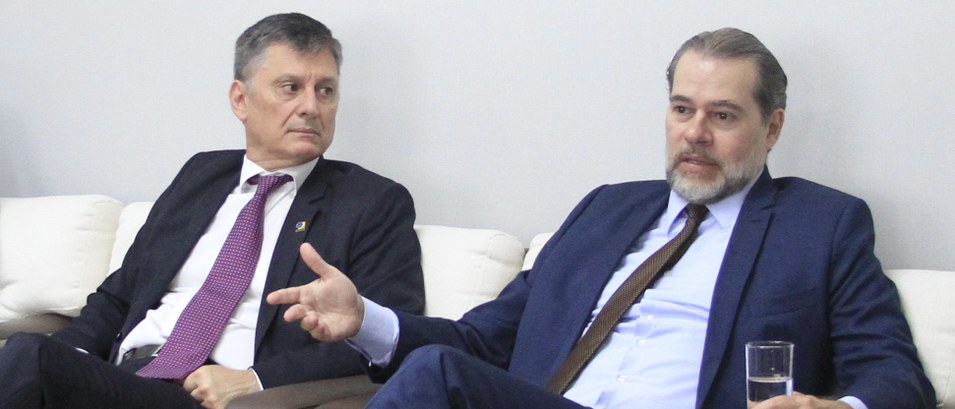 Presidente do STF visita TRE-RS Toffoli fez visita de cortesia à Justiça Eleitoral gaúcha