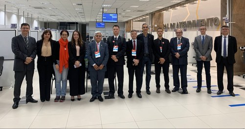 Presidente do TRE-DF visita a Central de Atendimento ao Eleitor de Porto Alegre, RS
