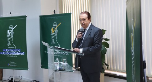 Presidente do TRE-RS, desembargador Voltaire de Lima Moraes