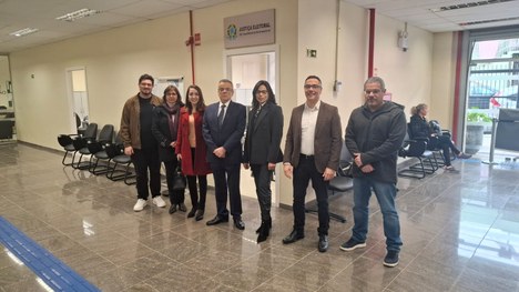 Presidente e sua equipe foram recebidos pelos respectivos representantes locais da Justiça Eleit...