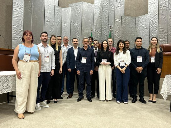 Servidores e servidoras tomam posse no TRE-RS