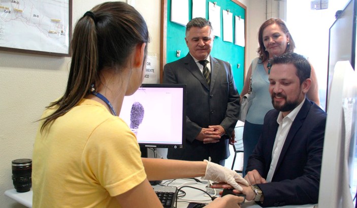 TRE-RS: Biometria Prefeito de Esteio Biometria Prefeito de Esteio