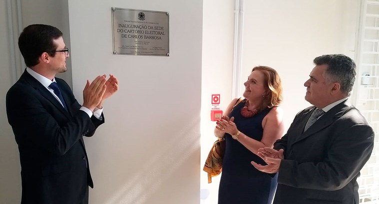 TRE-RS: cartório Carlos Barbosa Carlos Barbosa inaugura cartório eleitoral