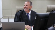 Desembargador eleitoral despede-se do Pleno do TRE-RS