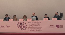 TRE-RS Encontro das redes de bibliotecas e de memória da Justiça Eleitoral no TSE - 5 e 6 dezembro 2023 Encontro das redes de bibliotecas e de memória da Justiça Eleitoral no TSE - 5 e 6 dezembro 2023