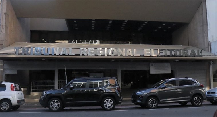 TRE-RS: Fachada edifício Assis Brasil TRE-RS: Fachada edifício Assis Brasil