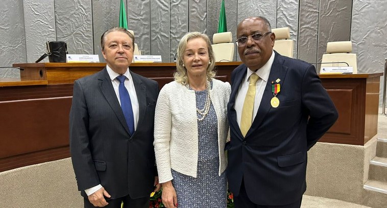 TRE-RS: Homenagem min. Benedito Gonçalves