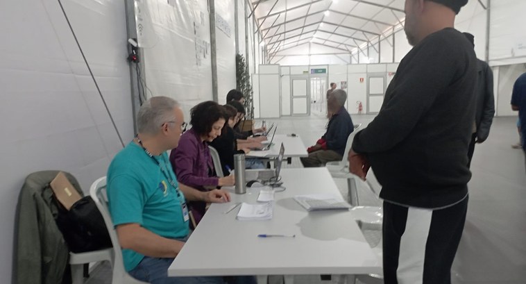 TRE-RS: Justiça Eleitoral gaúcha realiza atendimentos em abrigos Justiça Eleitoral gaúcha realiza atendimentos em abrigos