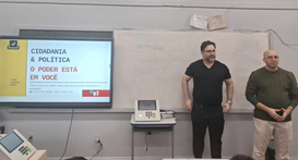 Justiça Eleitoral promove ação de educação cidadã em escola