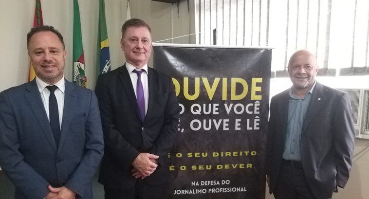 TRE-RS: Participa de lançamento de campanha da ARI TRE-RS participa de lançamento de campanha da ARI