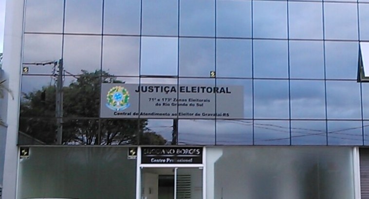 Projeto Justiça Eleitoral Presente é retomado em escola de Gravataí