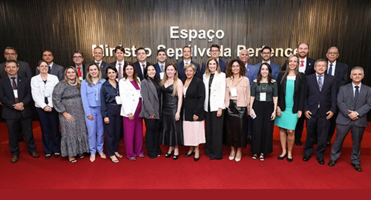 TRE-RS: Reunião dos DGs TRE-RS: Reunião dos DGs