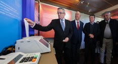 TRE-RS e Assembleia Legislativa incentivam voto em exposição temática