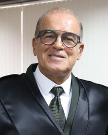 Desembargador Eleitoral Nilton Tavares da Silva